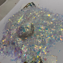 MYLAR SHREDDED ‘SNOW’ GLITTER